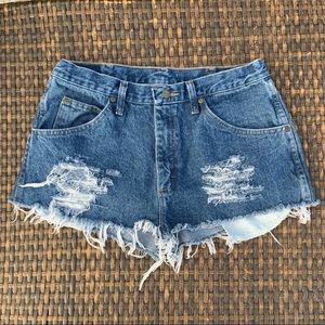 Vintage High Waisted Wrangler Cut Off Shorts